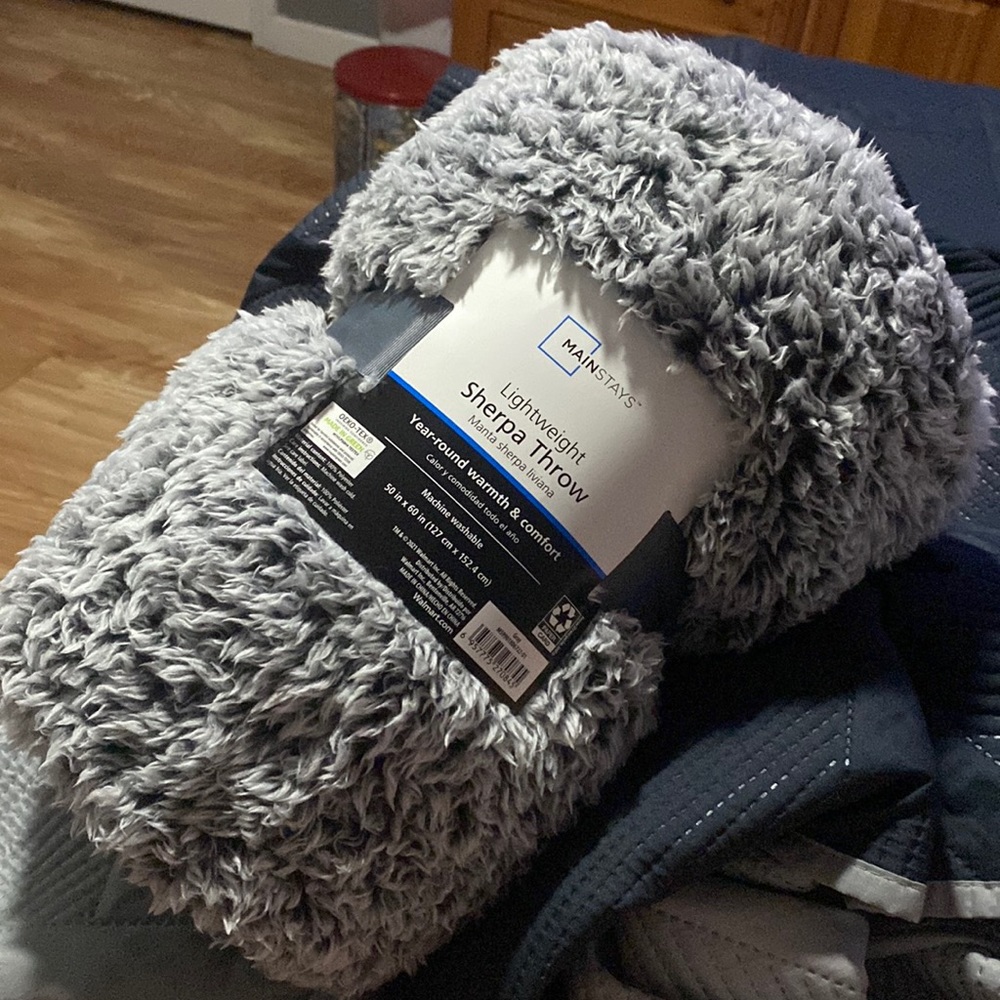 Sherpa blanket